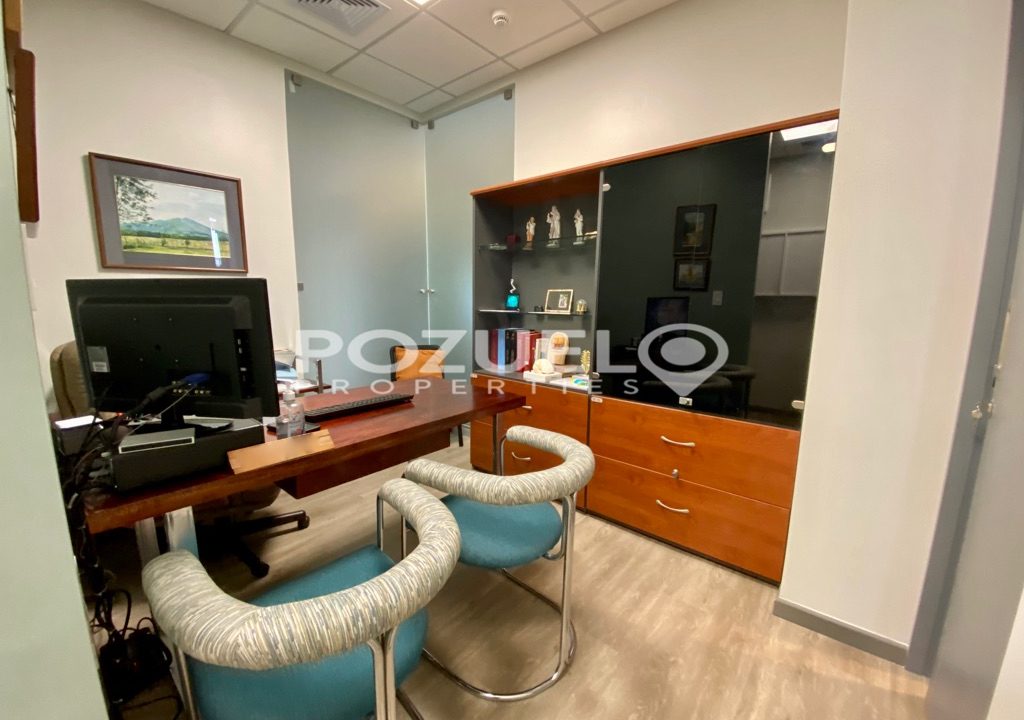 5B7D0383-22E4-4CC7-8A90-0395B1FAE3FA_1_105_c