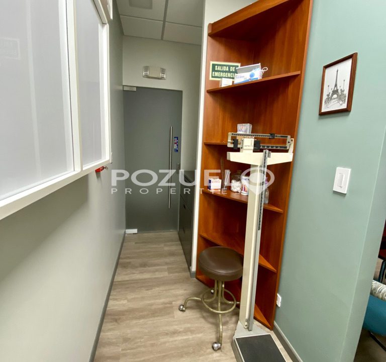 86792D02-6E6B-4B1D-BD94-AC9838BFC71B_1_105_c