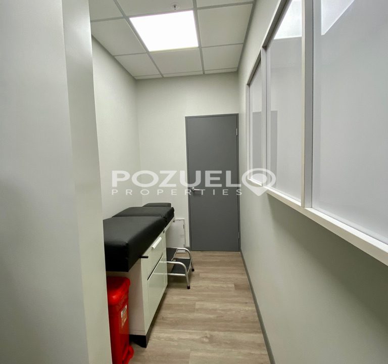 91A0D714-96D2-4A52-9A77-B054AB8BFDA4_1_105_c