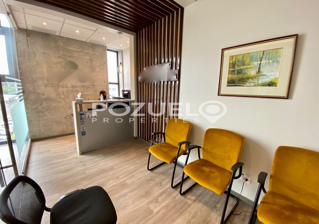 AEB16930-A42C-4C33-98E6-99C7E3687625_1_105_c