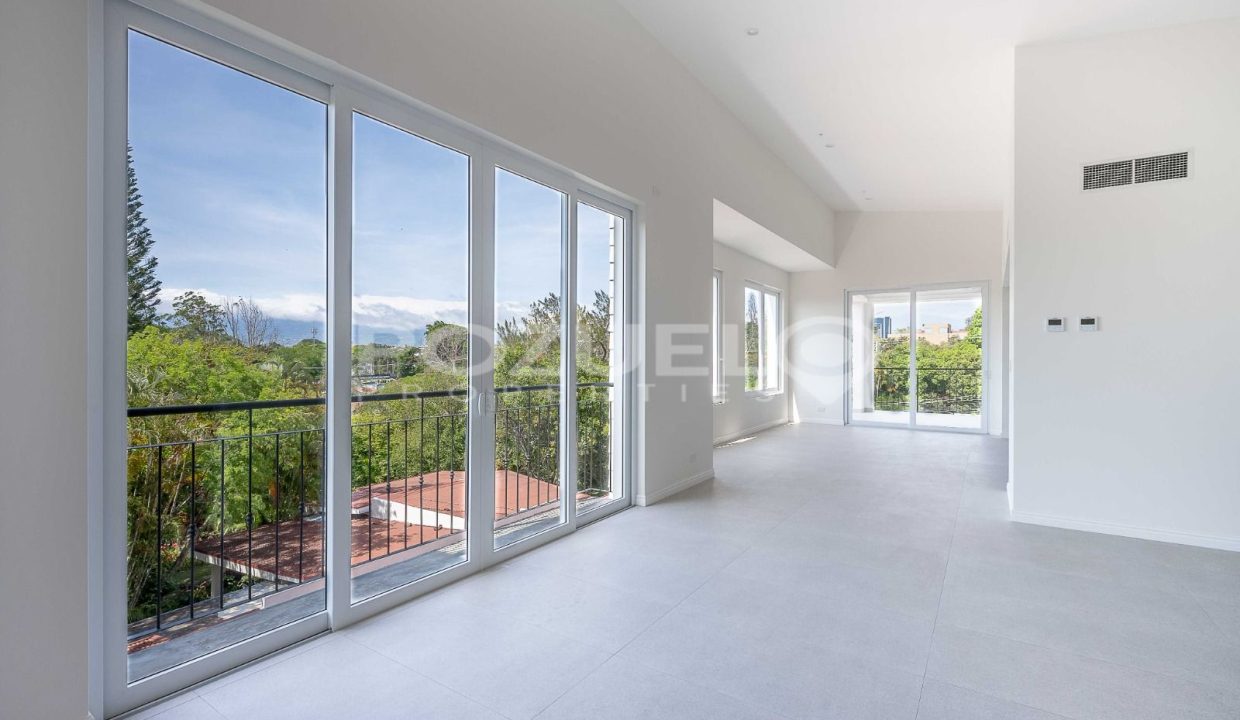 WhatsApp Image 2024-09-19 at 9.39.51 AM (1)