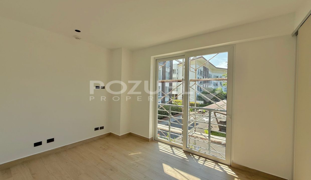 WhatsApp Image 2025-10-21 at 10.54.37 AM