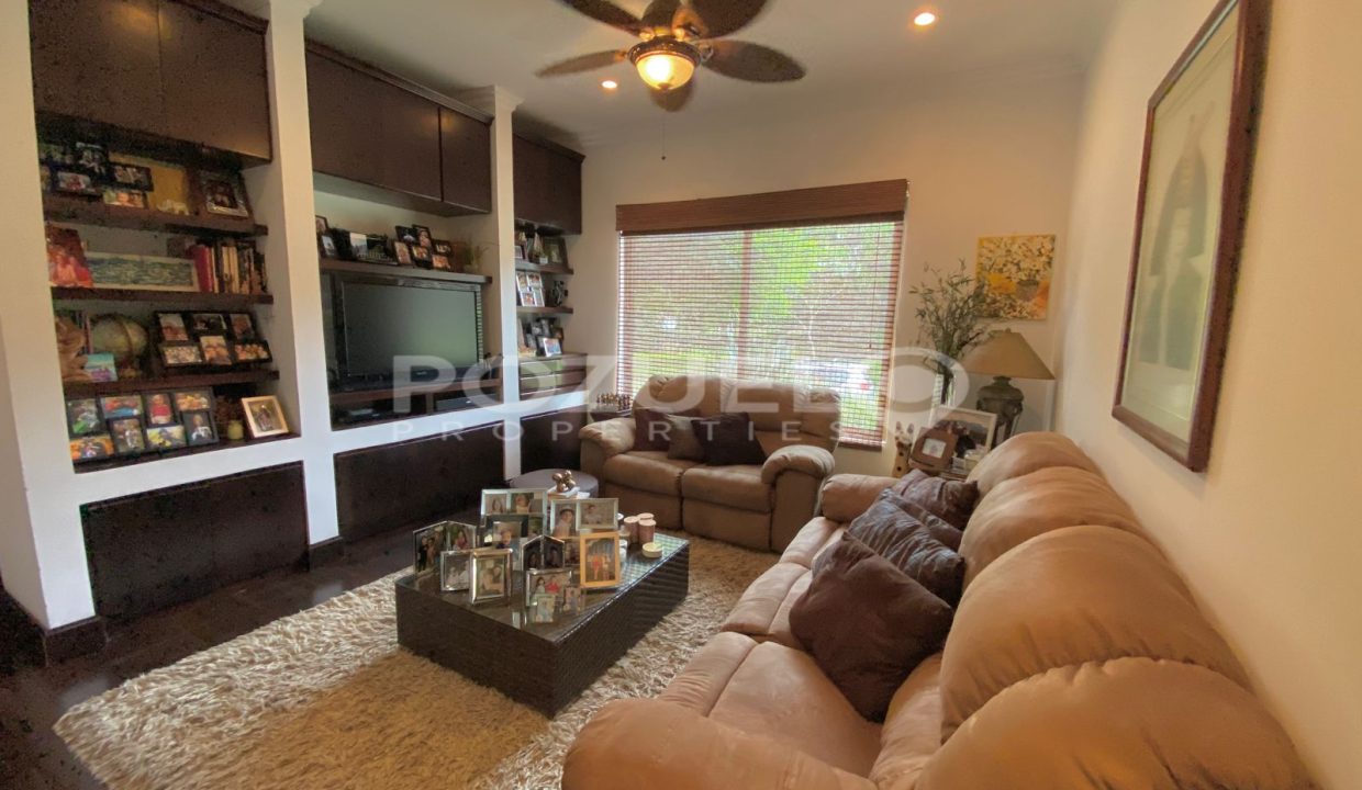 WhatsApp Image 2024-10-17 at 8.40.26 AM