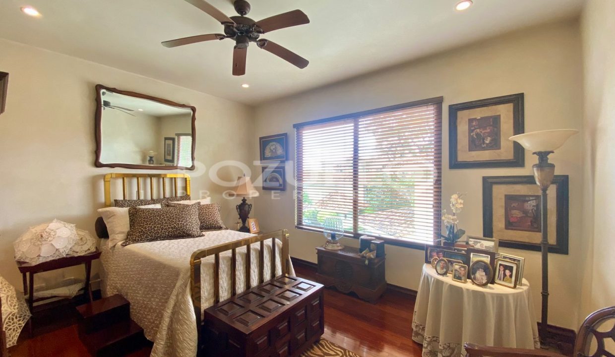 WhatsApp Image 2024-12-12 at 11.44.20 AM