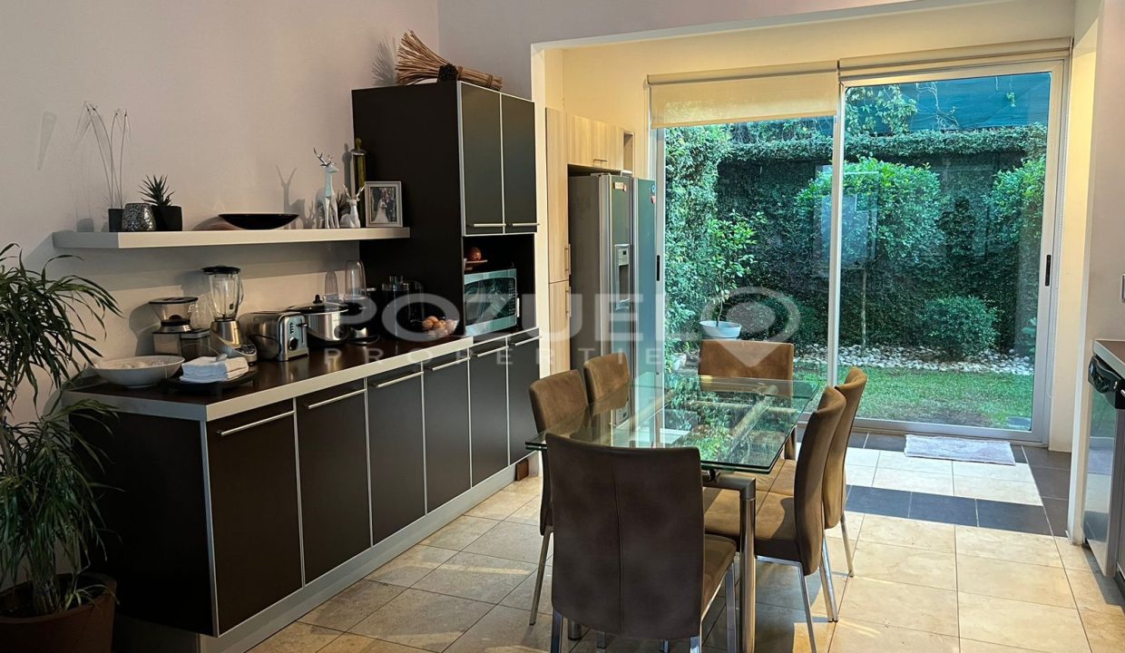 WhatsApp Image 2024-12-12 at 11.50.31 AM (1)