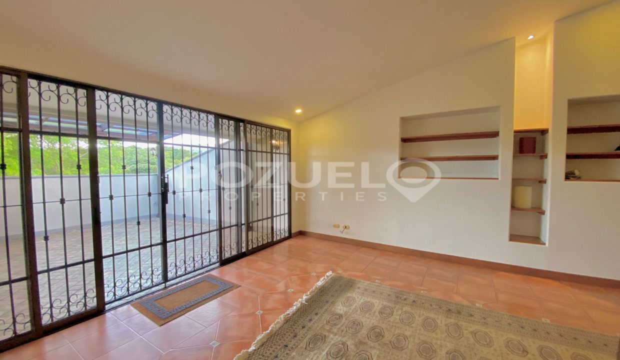 WhatsApp Image 2025-01-24 at 12.42.28 PM