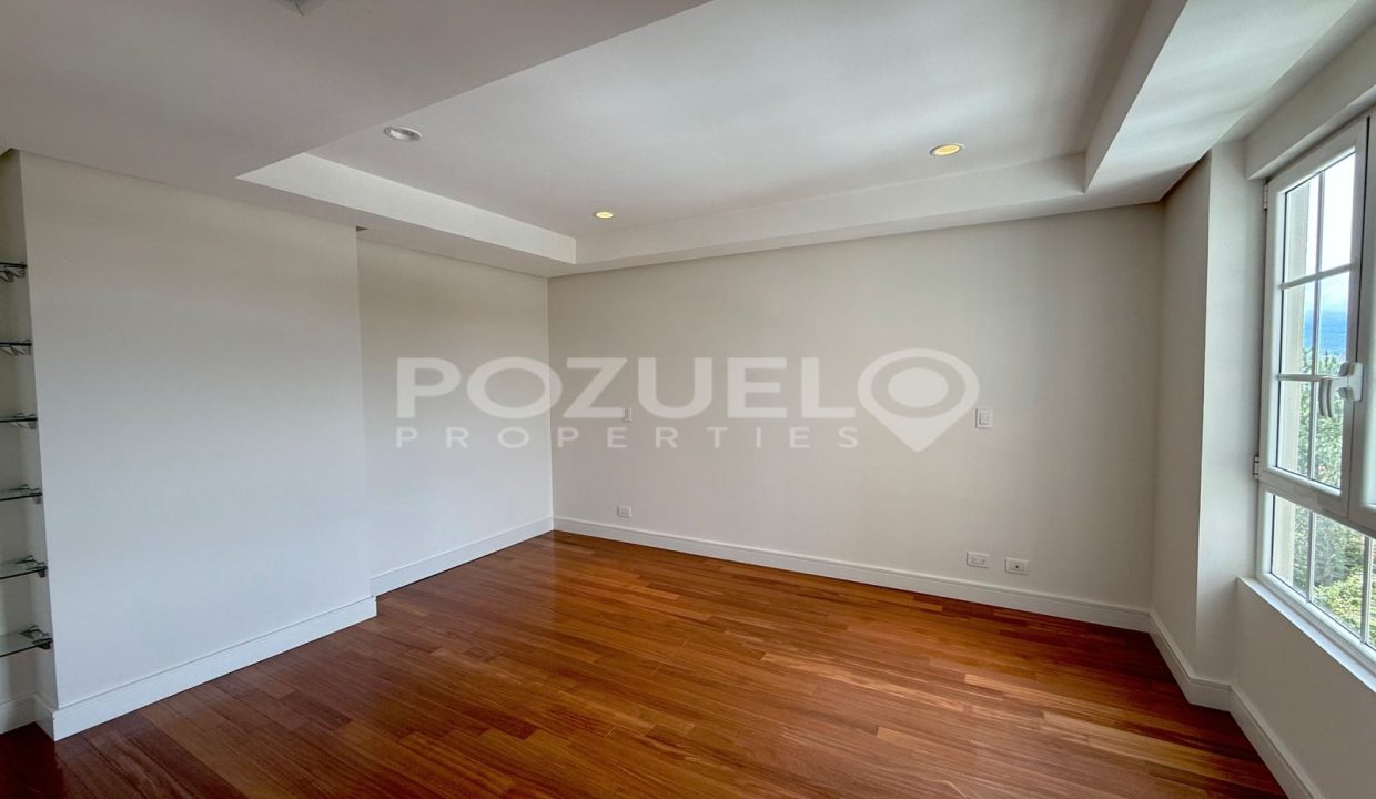 WhatsApp Image 2025-05-26 at 11.59.39 AM