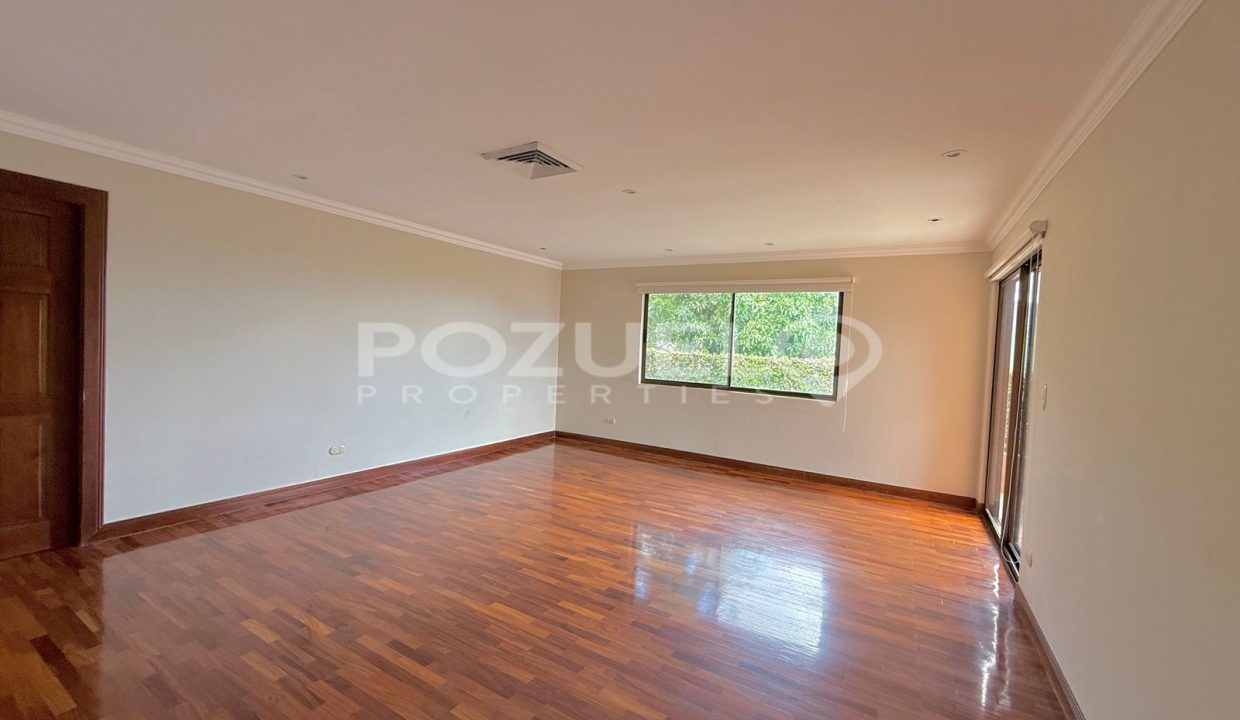 WhatsApp Image 2025-07-31 at 6.37.17 PM (1)