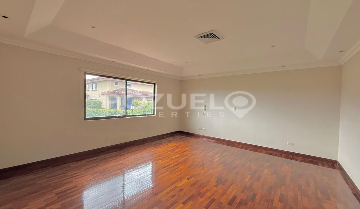 WhatsApp Image 2025-07-31 at 6.37.17 PM