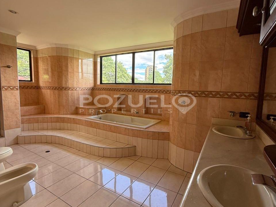 WhatsApp Image 2025-08-18 at 12.03.08 PM (4)