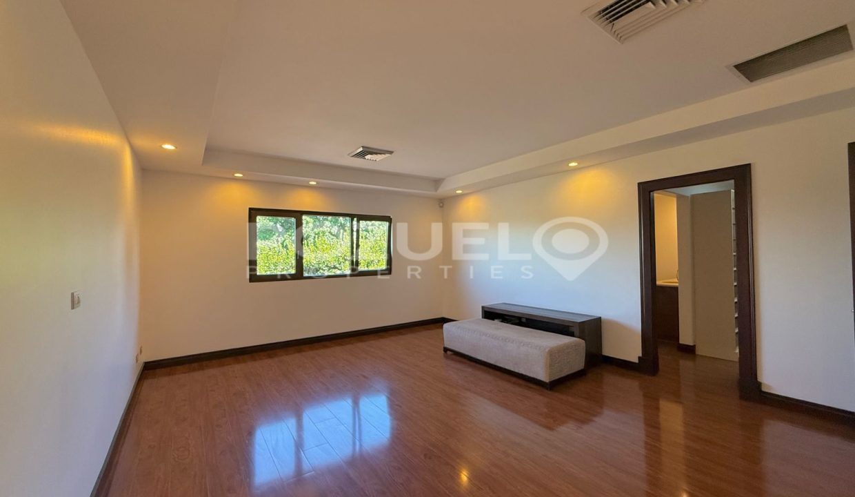 WhatsApp Image 2025-09-10 at 11.20.46 AM