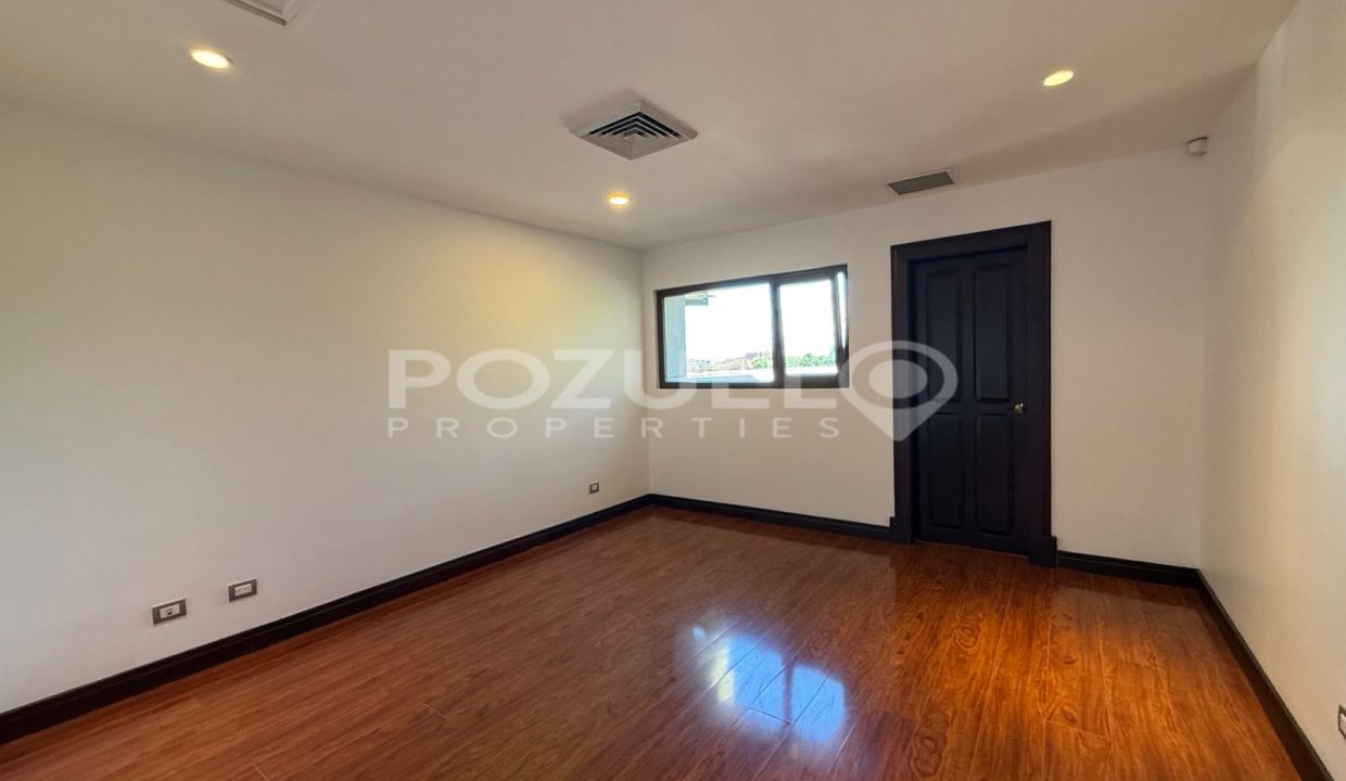 WhatsApp Image 2025-09-10 at 11.20.48 AM