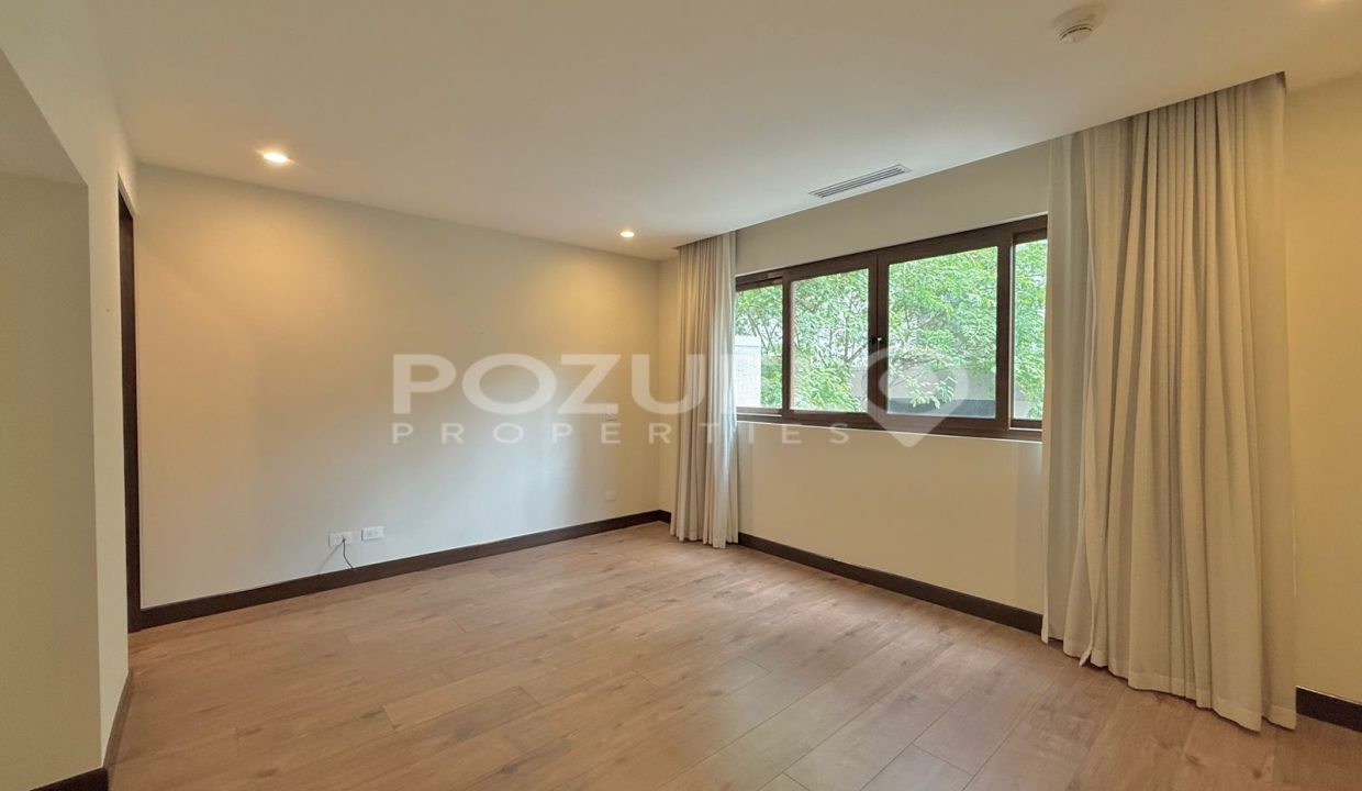 WhatsApp Image 2025-09-10 at 12.07.18 PM (5)