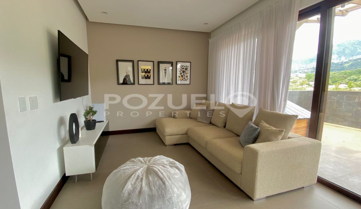 WhatsApp Image 2025-09-24 at 9.04.41 PM (1)