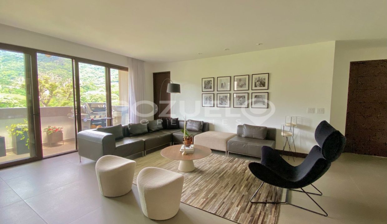 WhatsApp Image 2025-09-24 at 9.04.41 PM (2)