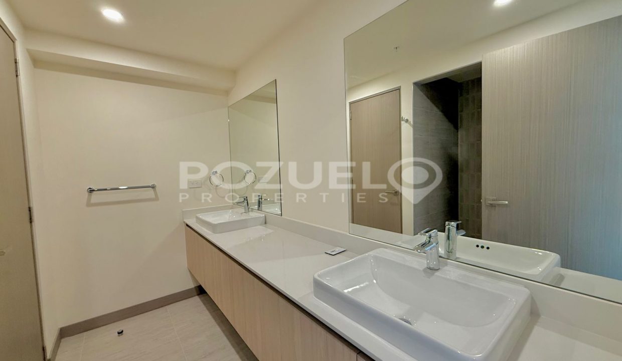 WhatsApp Image 2025-10-13 at 8.08.20 AM