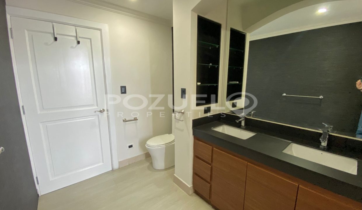 WhatsApp Image 2025-11-10 at 9.46.41 AM