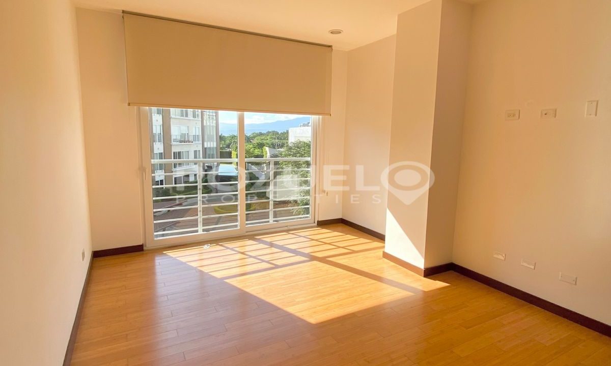 WhatsApp Image 2025-11-18 at 11.18.51 AM (2)